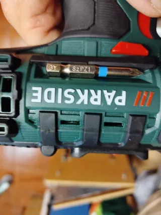 Taladro percutor Parkside 20V 3en1 – Como nuevo