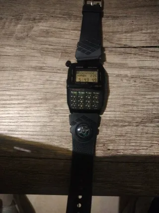 Reloj Casio Data Bank Calculadora Brújula
