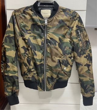 Chaqueta bomber militar Pull&Bear
