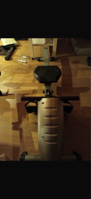 Máquina de remo para gimnasio