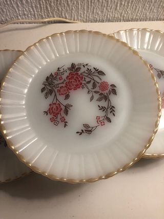 Lotto di 11 Piatti in Porcellana Vintage Fiori Dorati