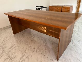 Mesa de oficina melamina y metal