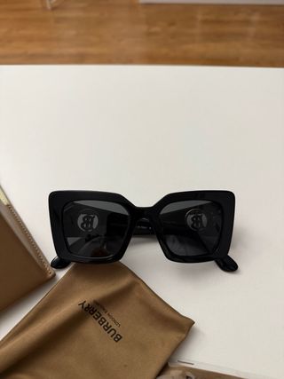 Gafas de sol Burberry negras originales