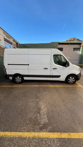 Nissan NV400 2016