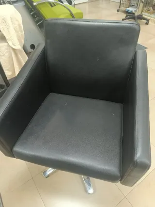 1 Sillon y 3 espejos peluquería