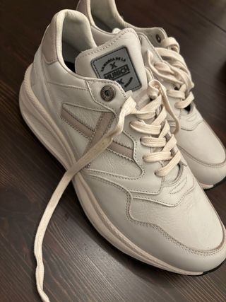 Zapatillas Munich Piel Beige Talla 44 Nuevas
