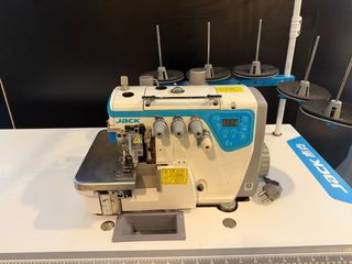 Maquina de remallar Jack de 5 hilos