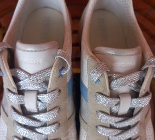 Zapatillas Geox Mujer Talla 39 Blancas y Plateadas