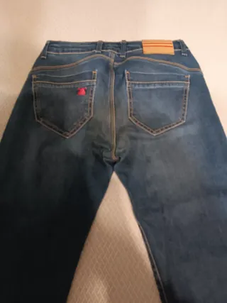 Pantalón vaquero mujer