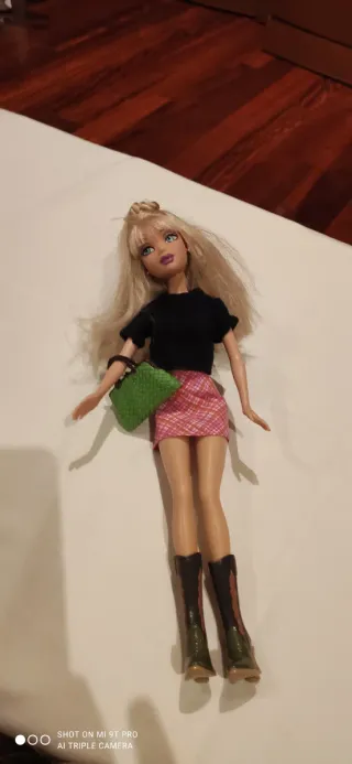 Abiti e accessori per bambole Barbie