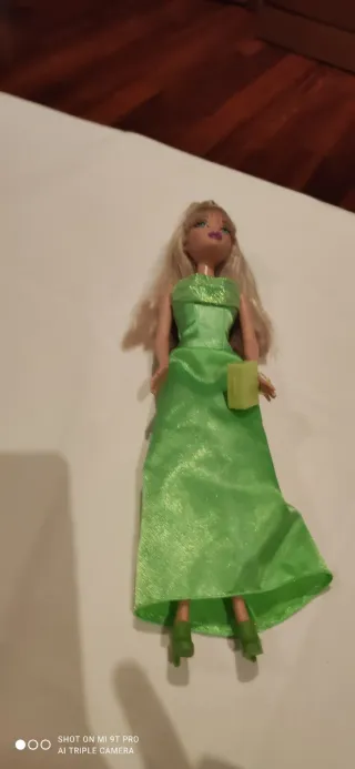 Abiti e accessori per bambole Barbie