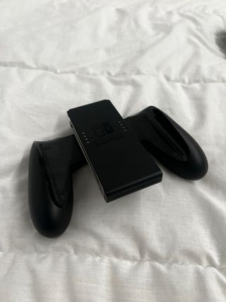 Nintendo Switch 2017 con accessori