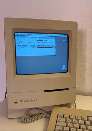 Apple Macintosh Classic II Ordenador Antiguo