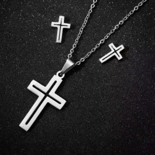 Conjunto Collar y Pendientes Cruz Plateada