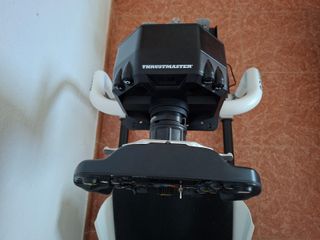 Simulador de Carreras marca Thrusmaster NUEVO