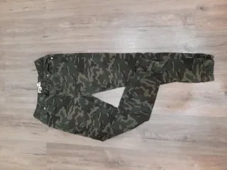 Levi's Jogger Camuflaje T.28x16