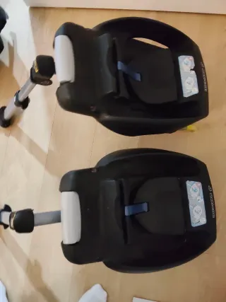 2 Sillas Maxicosi + 2 Bases + Adaptador Gemelar