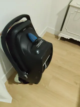 2 Sillas Maxicosi + 2 Bases + Adaptador Gemelar