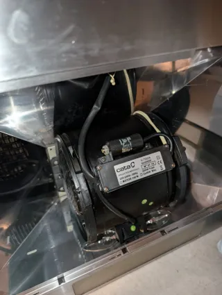 Campana extractora Cata