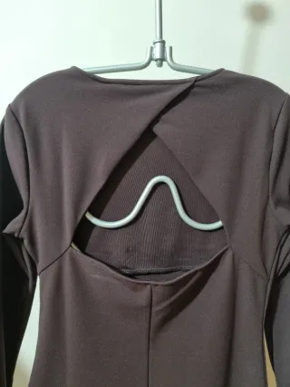 Vestido manga larga burdeos oscuro