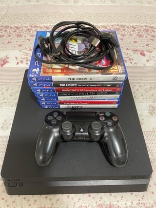 PlayStation 4 + 7 Giochi