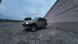 Nissan Terrano II 2003