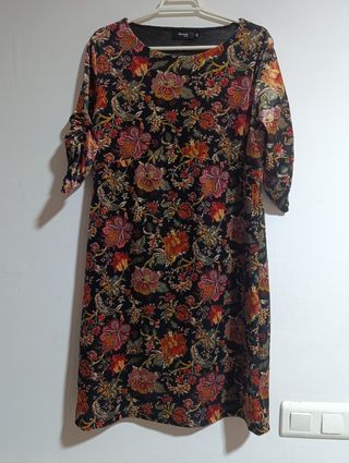 Vestido Fórmula Joven floral negro