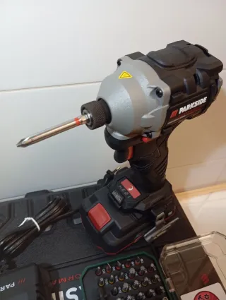 Parkside Atornillador Impacto performance completo