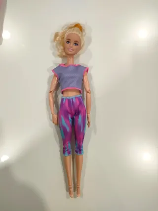 Barbie Yoga y Meditación