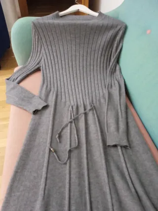 Vestido de lana gris