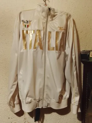 Chándal XL Blanco y Dorado