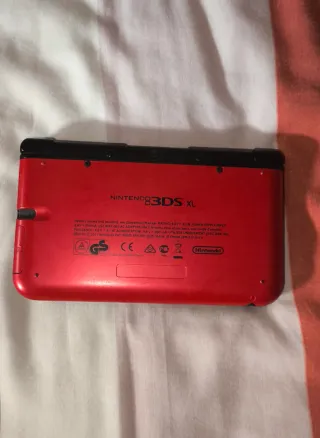 Nintendo 3DS XL Nera con Caricatore