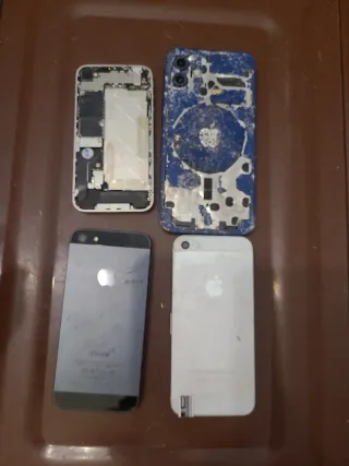 Lote 4 iPhone (Nero e Bianco)