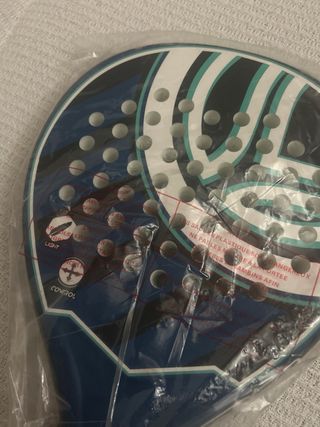 Pala de pádel sin estrenar