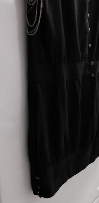 Vestido fiesta jovencita con cadenas