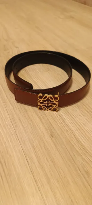 Cinturón Loewe Reversible Marrón cognac y negro.