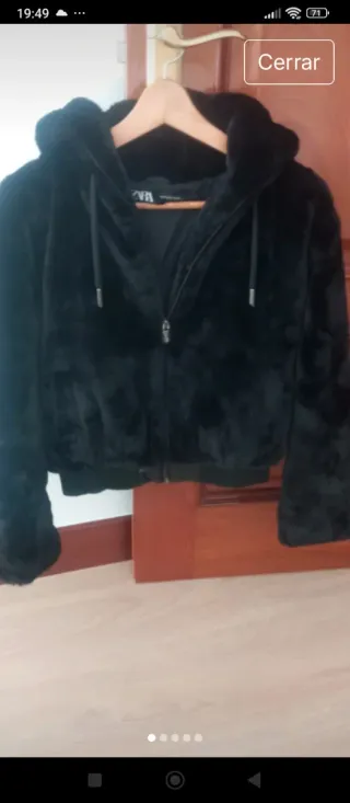 Chaqueta Zara pelo negra