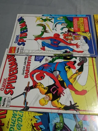 Colección de 9 comics antiguos de Spiderman
