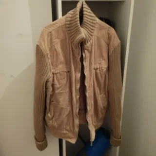 Cazadora beige talla L