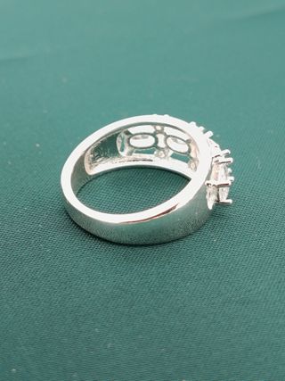 Anillo Plata Ley 925 Nuevo, con circonitas.