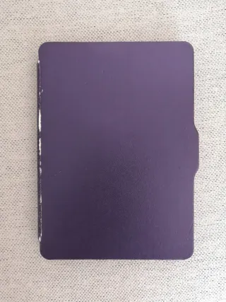 Funda Kindle Morada
