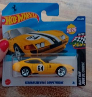 Hot Wheels Ferrari 365 GTB4 Competizione