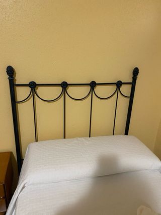 Cabecero de forja verde azulado para cama de 90