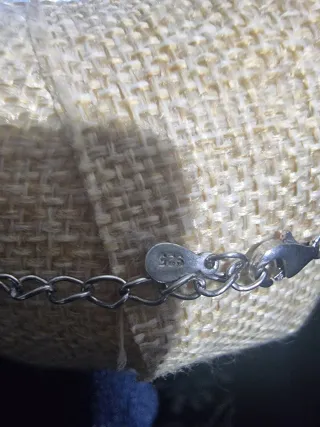 Pulsera plata con corazones y circonitas