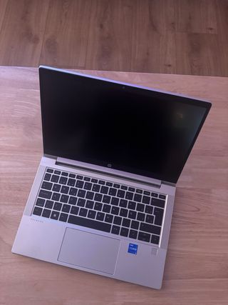HP ProBook 430 G8 Plata