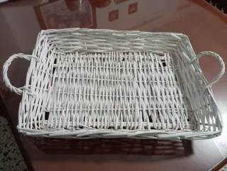 Cesta mimbre blanca con asas