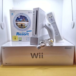 Nintendo Wii + Wii Sports Resort