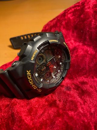Reloj Casio G-Shock 5081 Negro/Dorado