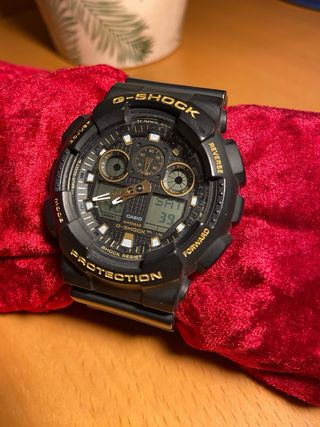 Reloj Casio G-Shock 5081 Negro/Dorado
