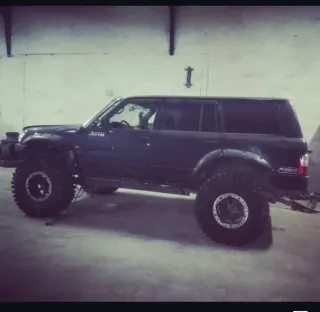 Nissan Patrol gr y61